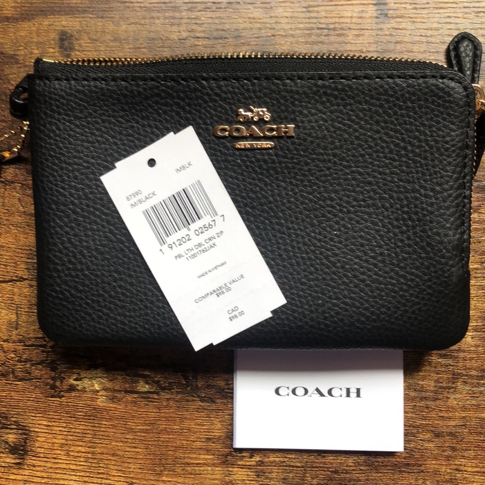 Coach wristlet - Picture 2 of 2
